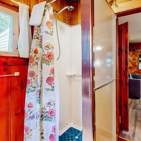 Otis Cottages York Room photo