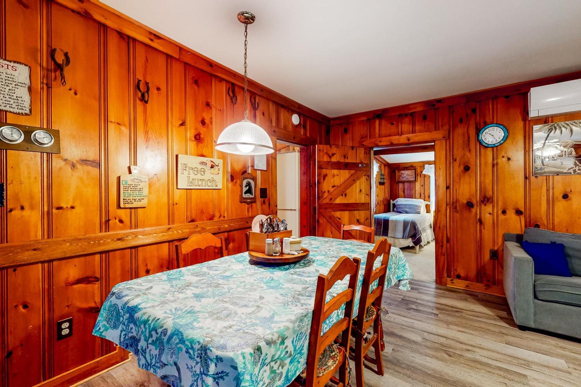 Otis Cottages York Room photo