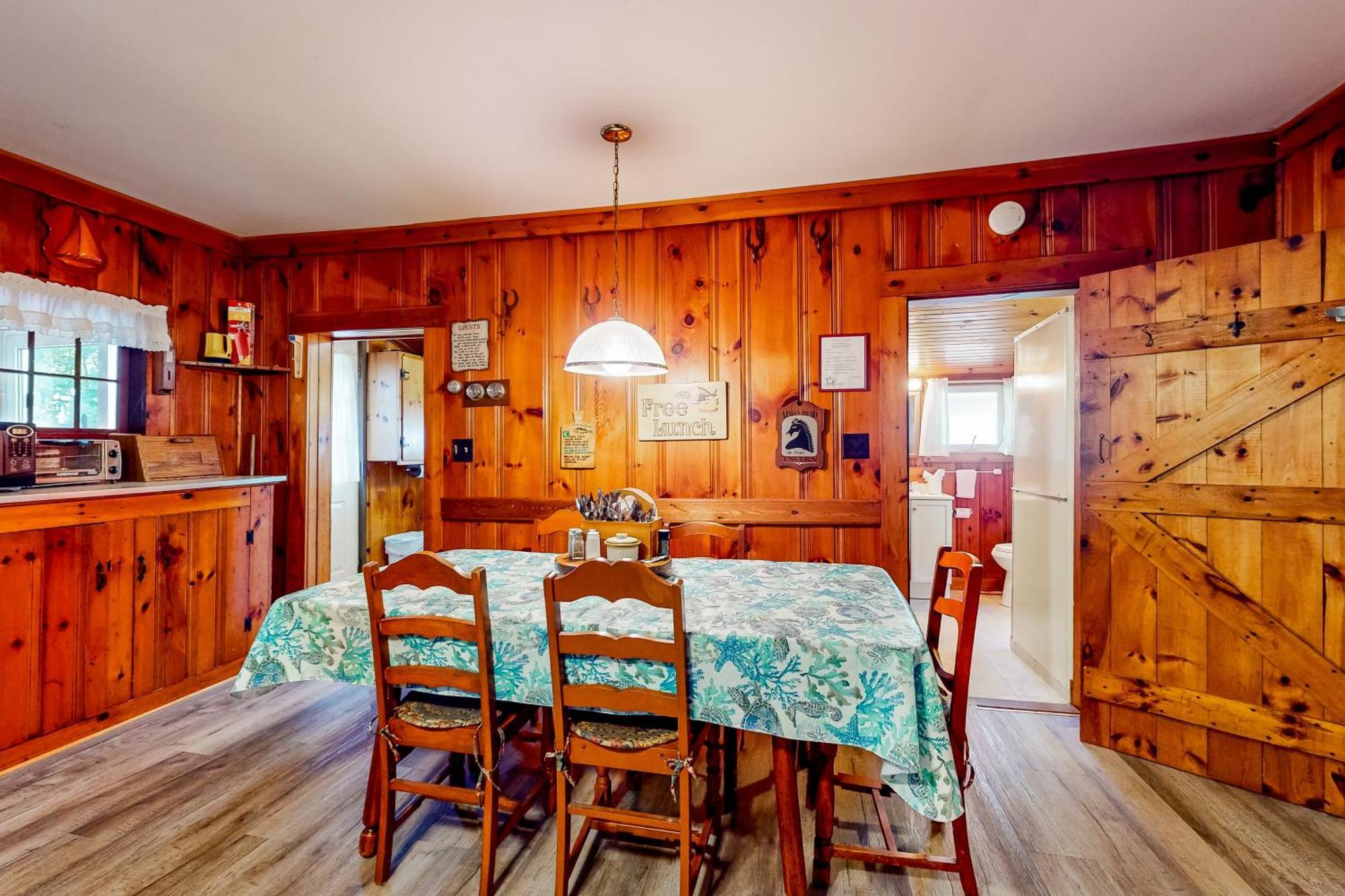 Otis Cottages York Room photo